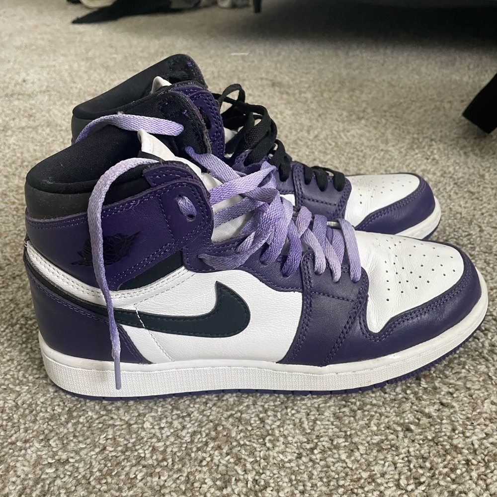 Jordan 1 “court purple” great quality only worn a few times